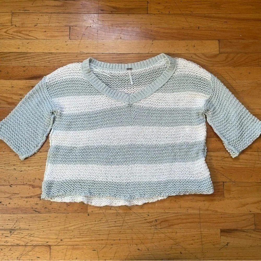 Free People Sweater Size Large
